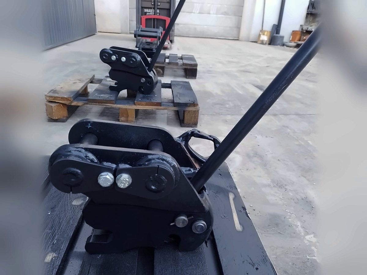 Szybkozłącze mechaniczne do koparki MEGA STRONG